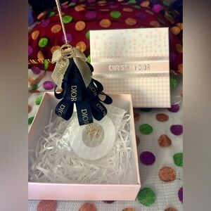 Dior Black and Gold Ribbon Star Holiday Ornament Car Diffuser NWB GWP